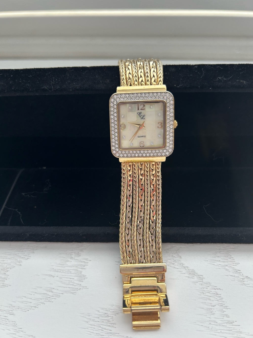 Gorgeous Ladies Gold Bracelet Watch